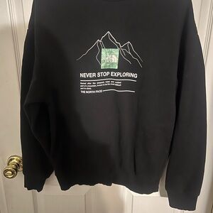 The North Face Black Crewneck Sweater women’s large